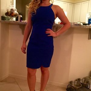 NWT Elizabeth and James dress