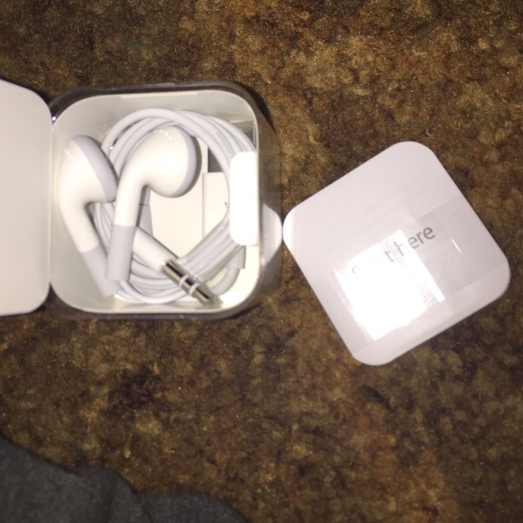 iPod‼️SOLD‼️ - Picture 2 of 2