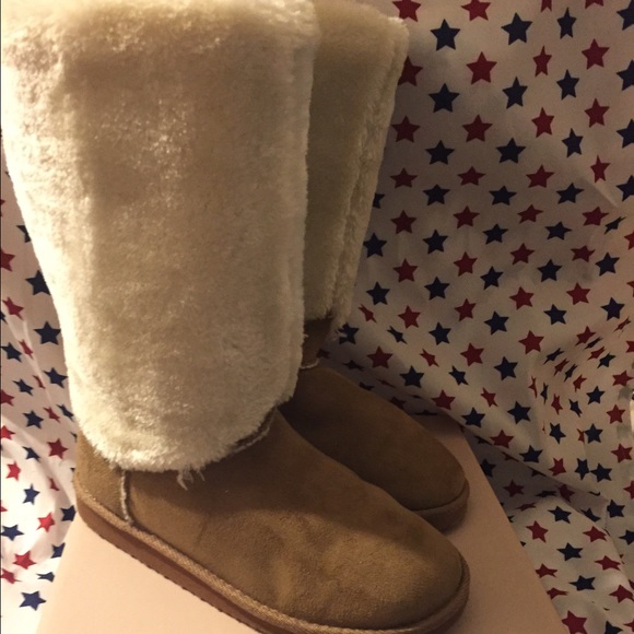 Brown Snow boots size 8 1/2