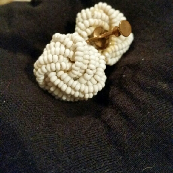 Vintage beaded screw on earrings