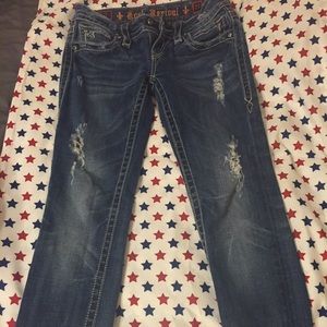 Rock Revival tight fitted capris