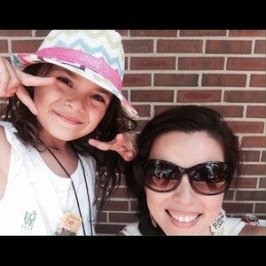 Meet your Posher, Annette