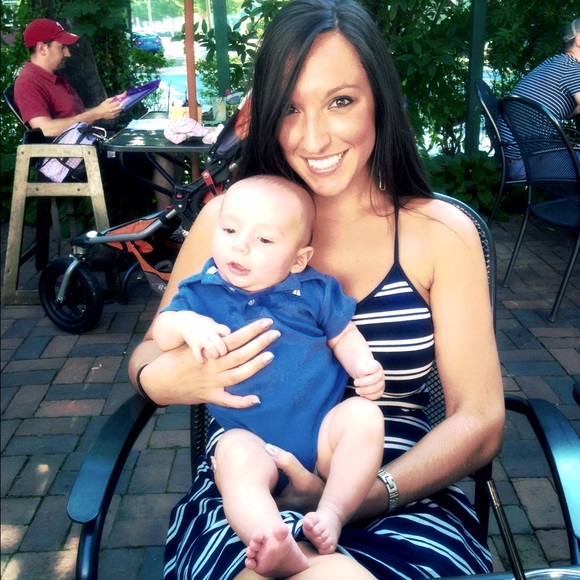 Meet your posher!! - Picture 4 of 4