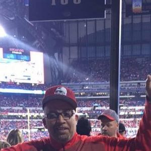 Meet your Posher, Troy