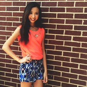 Meet your Posher, Crystal