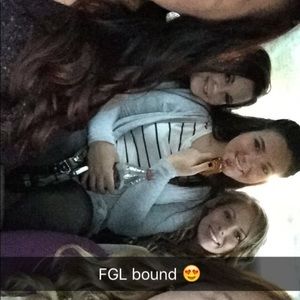 Meet your Posher, Nicole