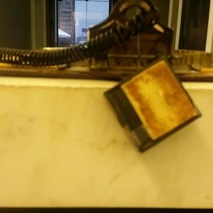 Meet your Posher, Samuel