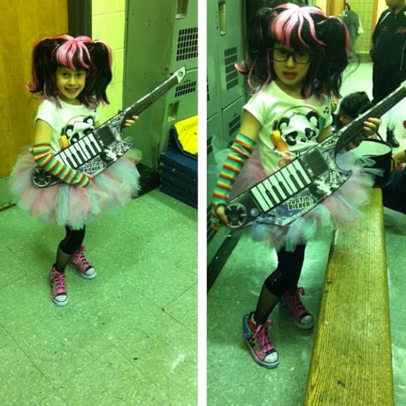 Wig - Picture 2 of 2