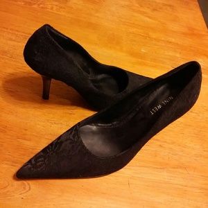Brand NEW Black Lace Nine West Pointed Toe Heels