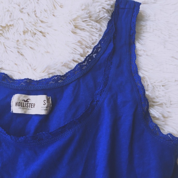 HCO Ruffled Crop Top