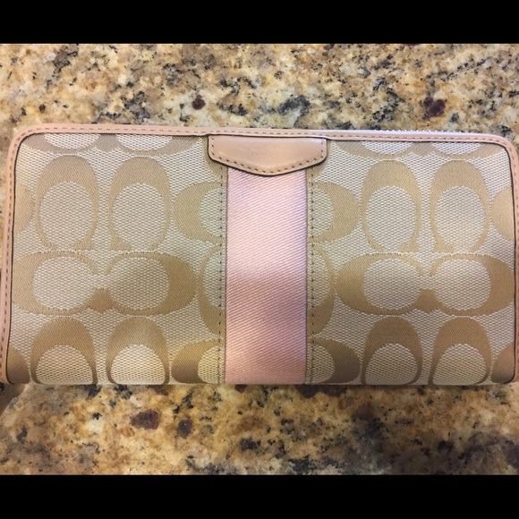 Coach, accordion zip wallet