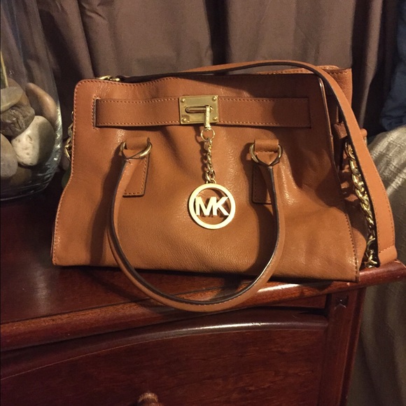 AUTHENTIC Michael Kors Hamilton