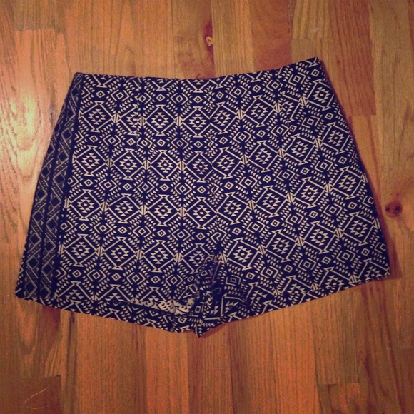 Ecotè shorts