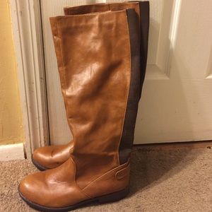 Riding boots
