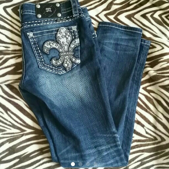 Miss Me 29 skinny jeans