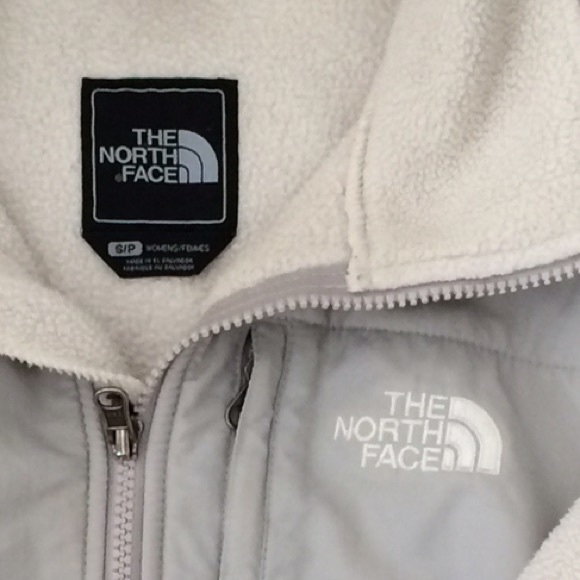 North Face Women's Denali Jacket Grey S - Picture 3 of 3