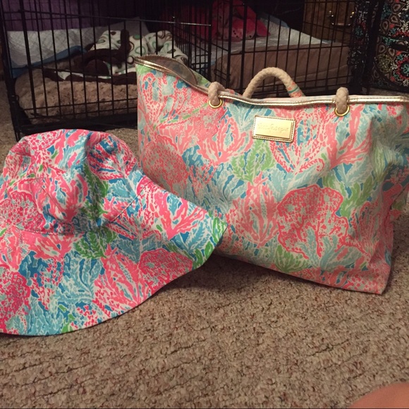 Lilly Pulitzer Lets Cha Cha beach bag