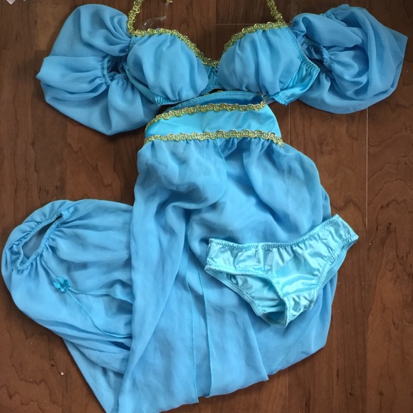 💥HOLD Princess Jasmine Halloween Costume