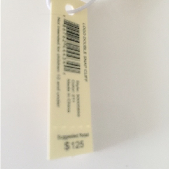 *SOLD*WT Tory Burch Leather Wide SnapCuff/Bracelet - Picture 3 of 4