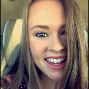 Meet your Posher, Colleen