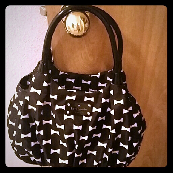 Kate Spade black and white bow purse ADORABLE