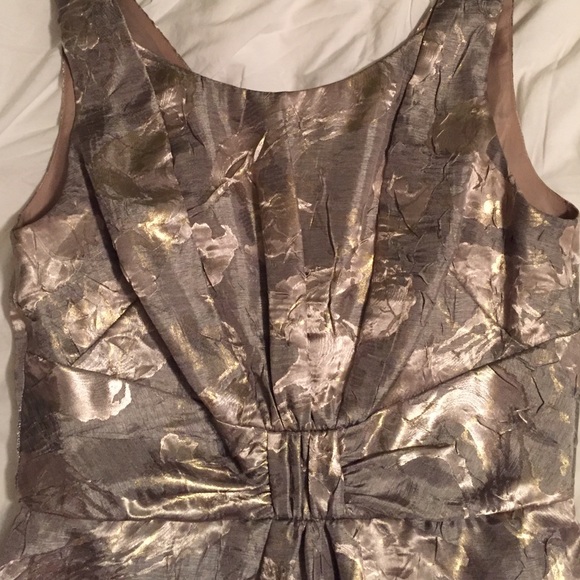 Stunning Gold Donna Ricco Dress - Picture 2 of 4