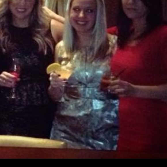 Stunning Gold Donna Ricco Dress - Picture 4 of 4