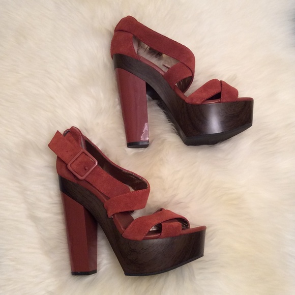 🎀Gorgeous BCBG heels🎀