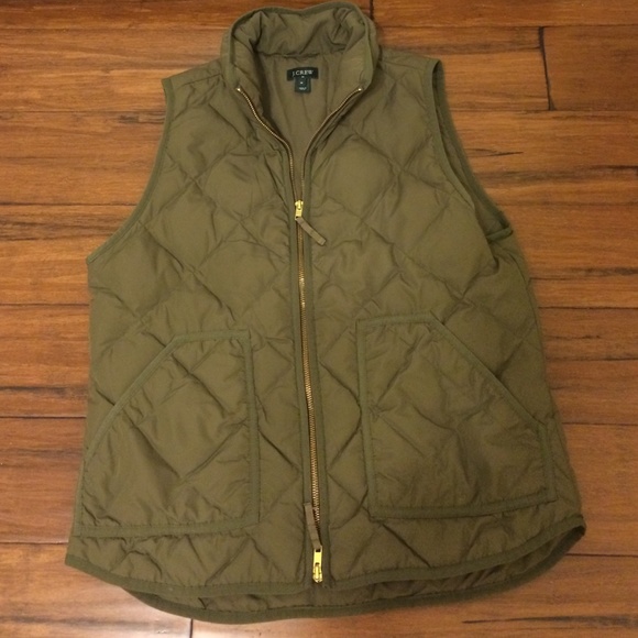 J. Crew Jackets & Blazers - J. Crew quilted vest
