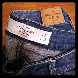 Authentic Abercrombie & Fitch straight leg Jeans