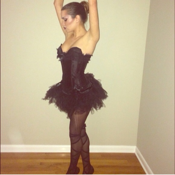 Black swam halloween costume