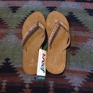 BNWT Reef Leather Slippers