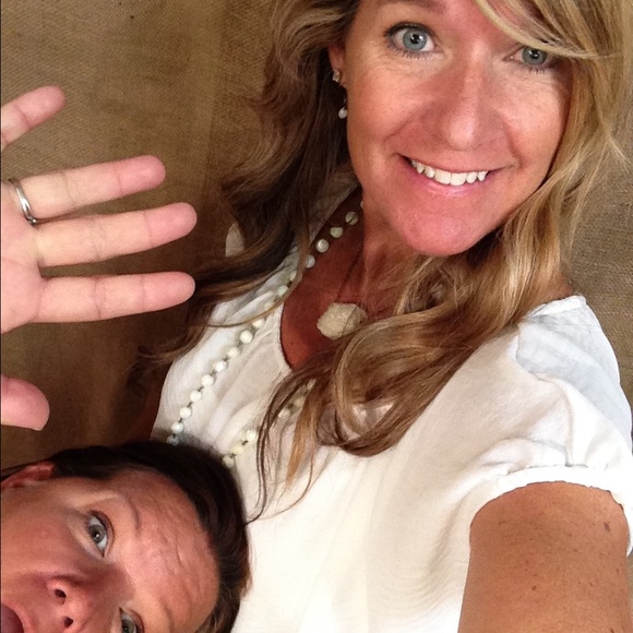 Meet your Posher, Michelle - Picture 1 of 1