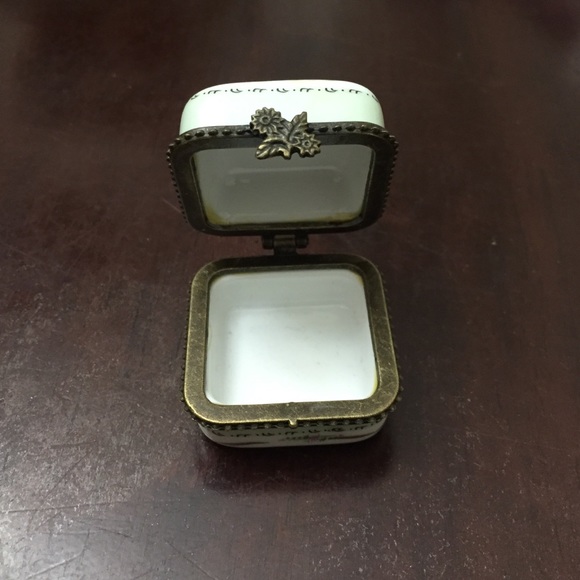 Trinket Box - Picture 2 of 2