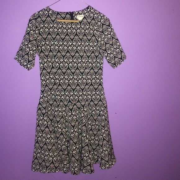 Pattern pleat dress