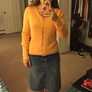 🎉Reduced🎉 Mustard colored cardigan