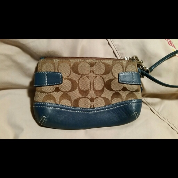 Wristlet