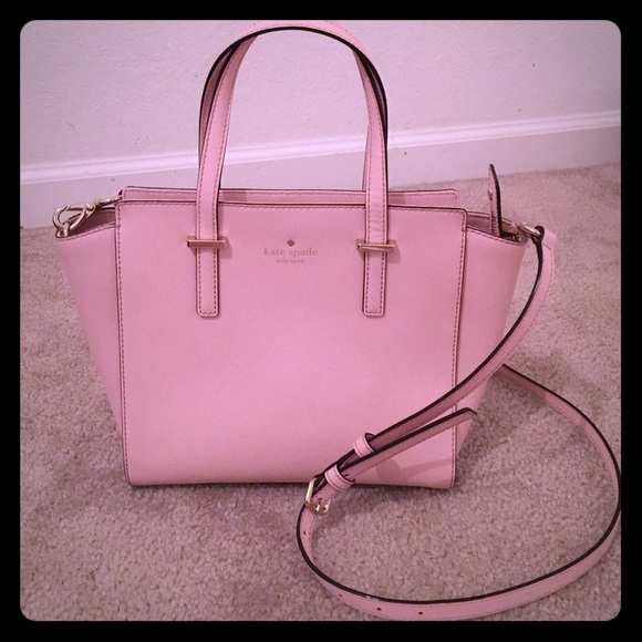 💕Kate Spade Small Bag💕