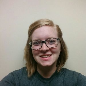 Meet your Posher, Elaina