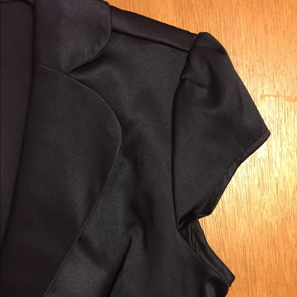 Short sleeve blazer - Picture 4 of 4