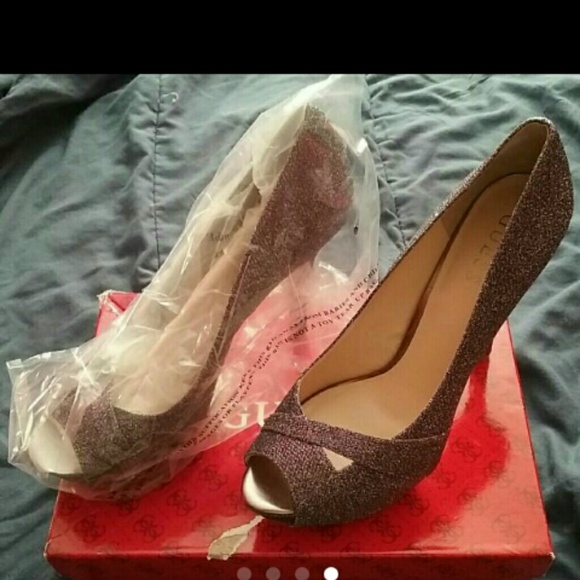 Guess shoes - Picture 4 of 4