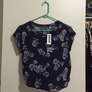 Nollie floral crop top