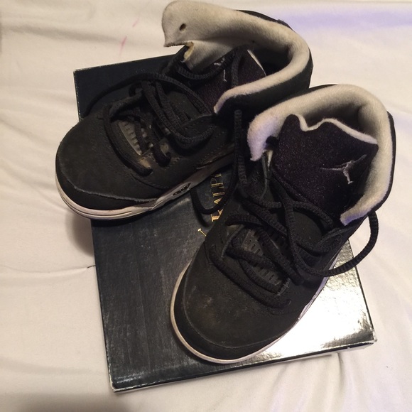 Jordan Oreos size 8 - Picture 2 of 3