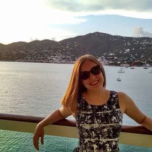 Meet your Posher, Lauren