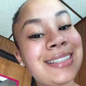 Meet your Posher, Destiny