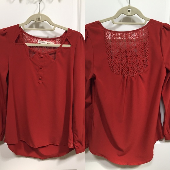 Cute top for fall!! - Picture 1 of 3