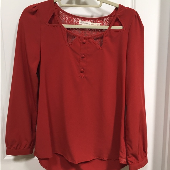 Cute top for fall!! - Picture 3 of 3