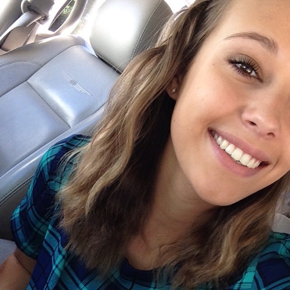 🌚✨meet your posher✨🌚 - Picture 3 of 3