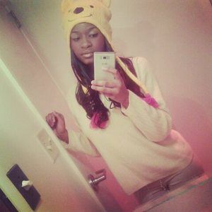 Meet your Posher, Mechelle