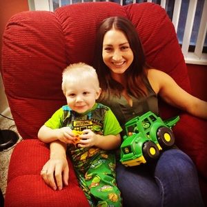 Meet your Posher, Julie